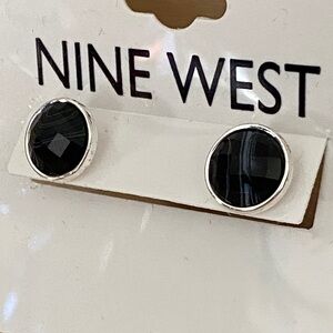 NWT Nine West Black and Silver Round Faceted Earrings